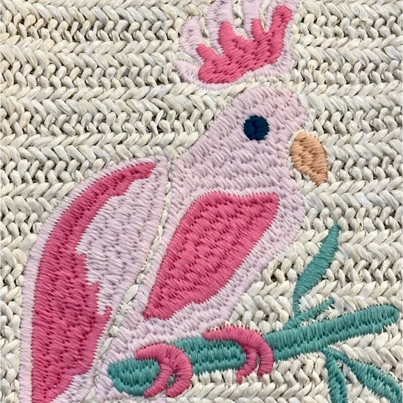 🌟HP🌟NWOT Vera Bradley Embroidered Pink Cockatoo Raffia Straw Slim Crossbody - Picture 3 of 13